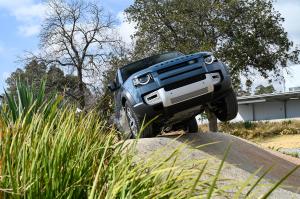 Land Rover Defender 110 P400 HSE 2020 года  (ZA)